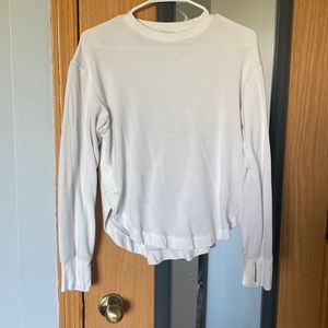 joylab white crewneck/long sleeve